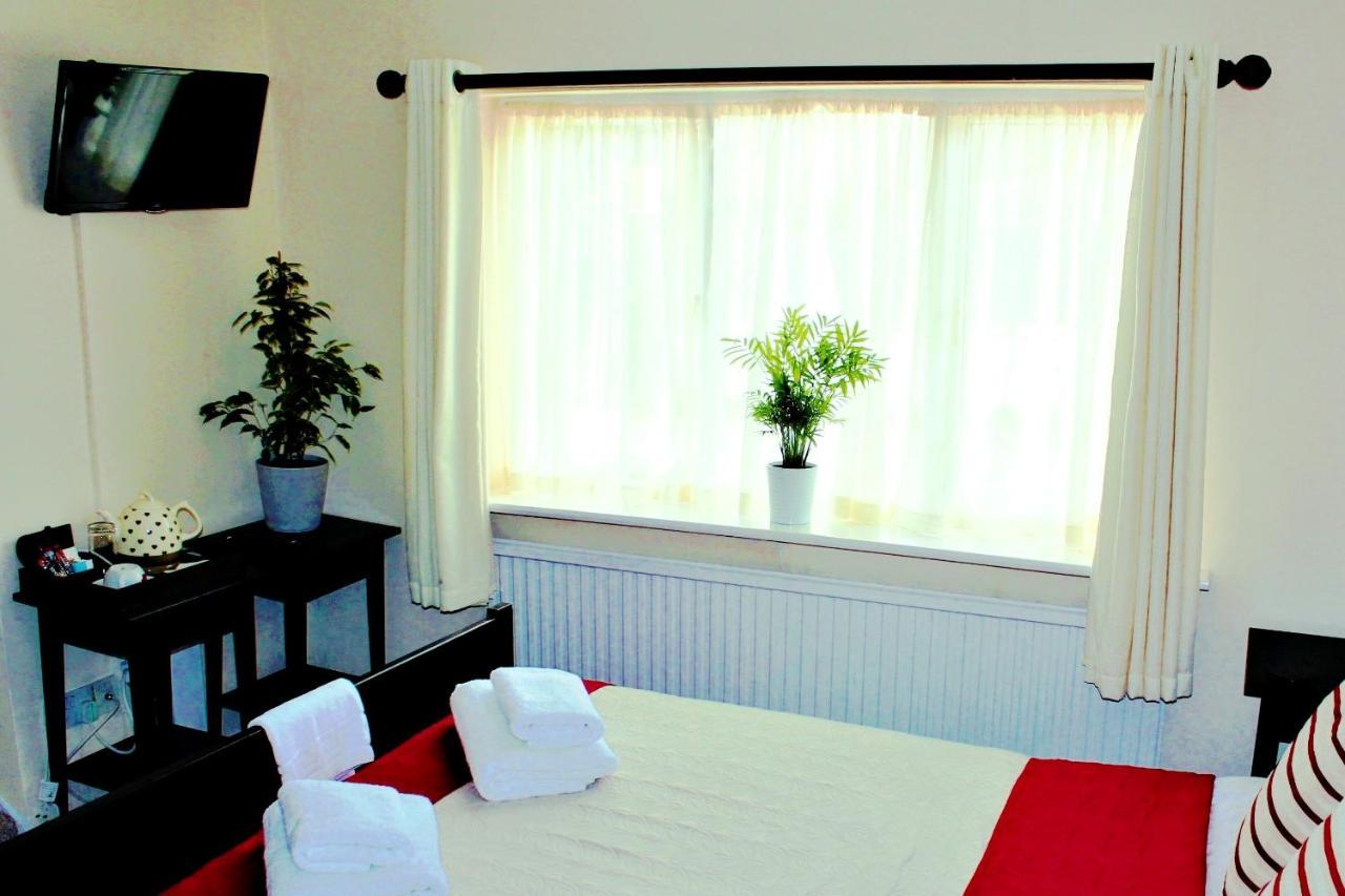 The Dove Inn Micheldever Zewnętrze zdjęcie