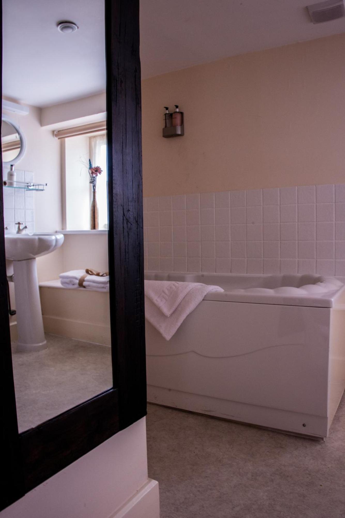 The Dove Inn Micheldever Zewnętrze zdjęcie