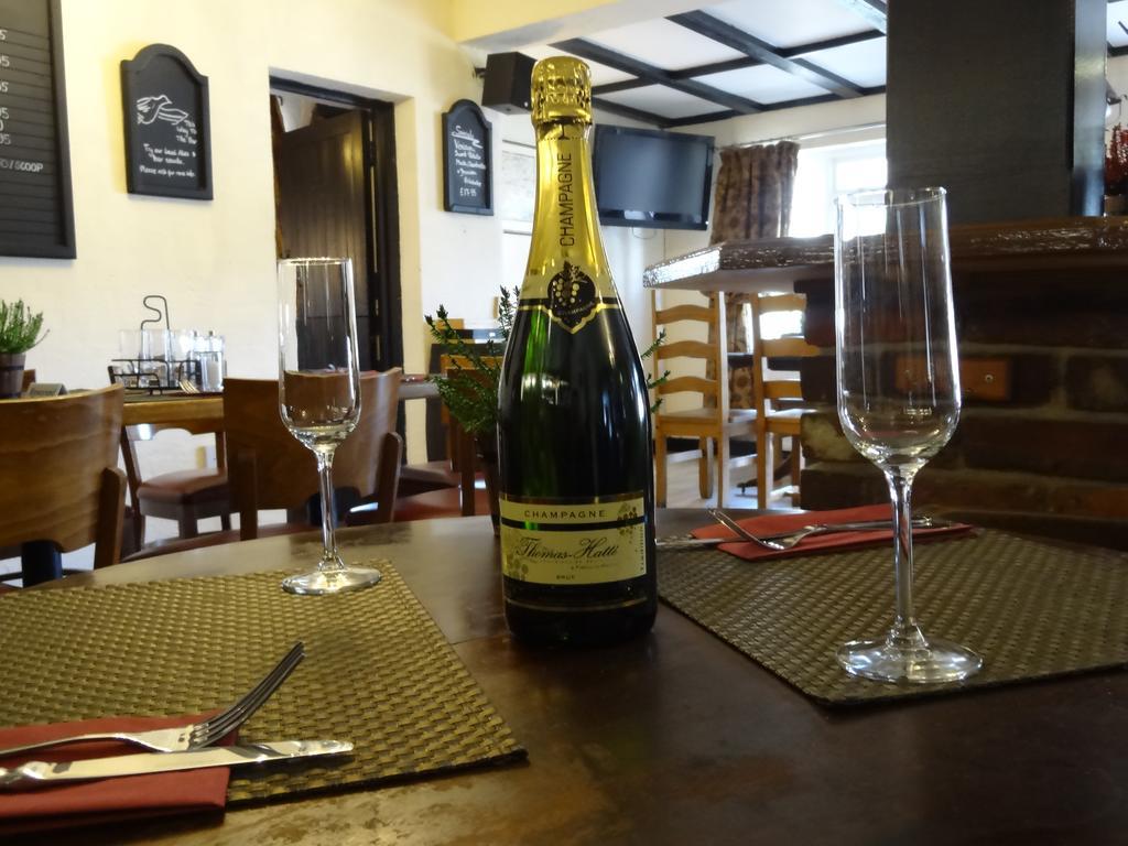 The Dove Inn Micheldever Zewnętrze zdjęcie